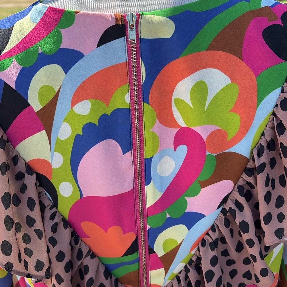 NWT Crosby by Mollie Burch Paint the Town Top - Picture 5 of 6